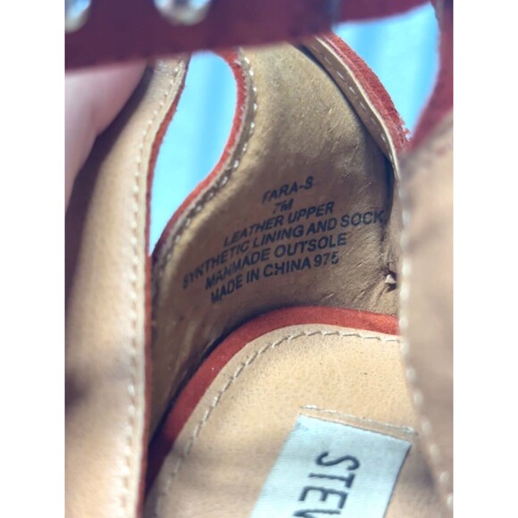 Steve Madden Red Heels Women's 7 - Picture 7 of 7